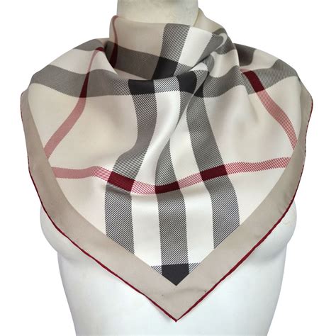 Foulard Carré soie Burberrys Burberry 88 cm/88 cm Scarf 